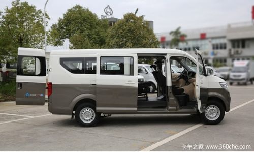 客运汽车有多少座车